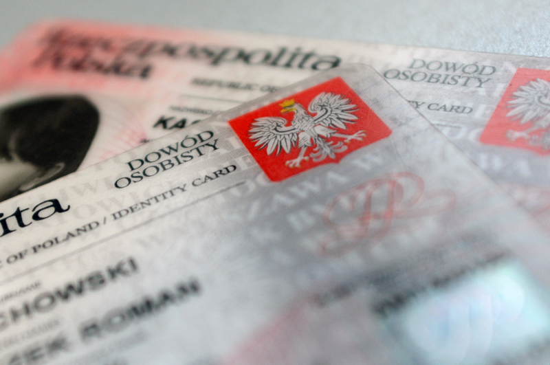 dowod-osobisty-dokument-wymiana-1