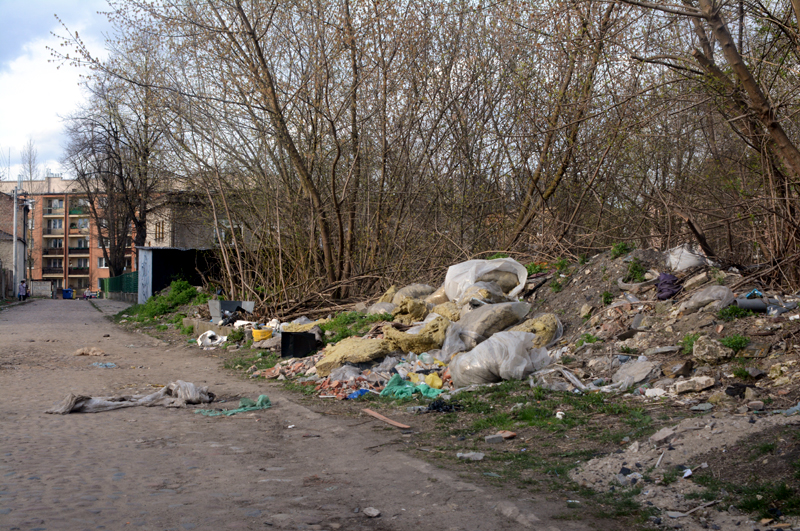 kozia-staremiasto-smieci-01